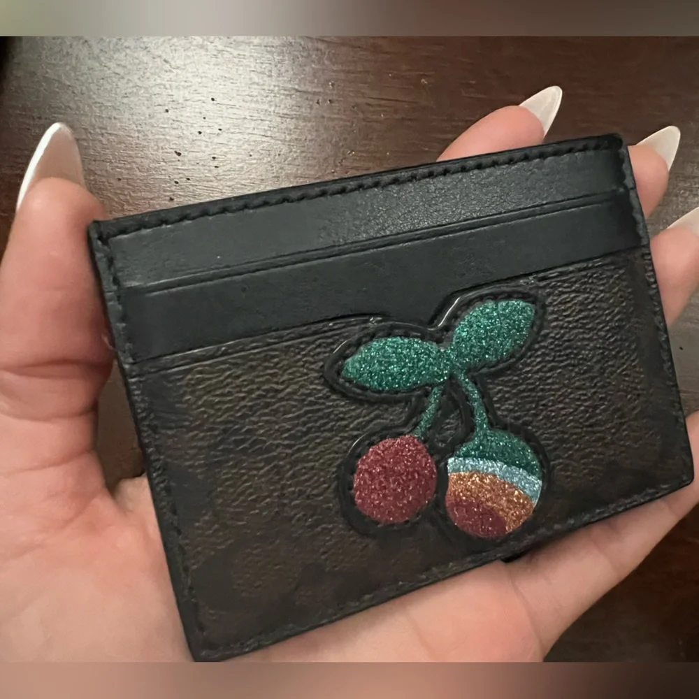 Coach ID holder - Picture 2 of 3